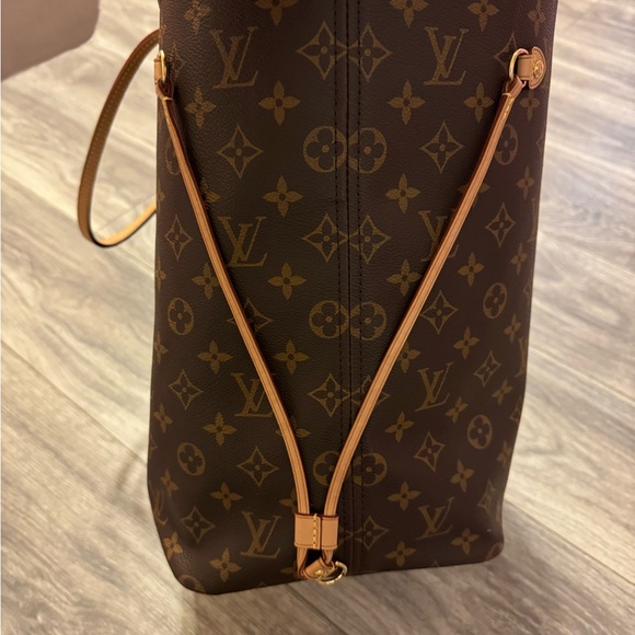 louis vuitton nevertull gm - Picture 4 of 13